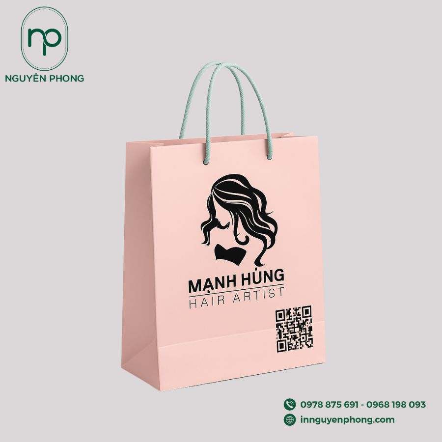 in-logo-tiem-toc-bat-mat-tai-ha-noi
